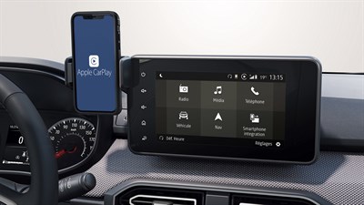 Apple CarPlay™ за Media Display

