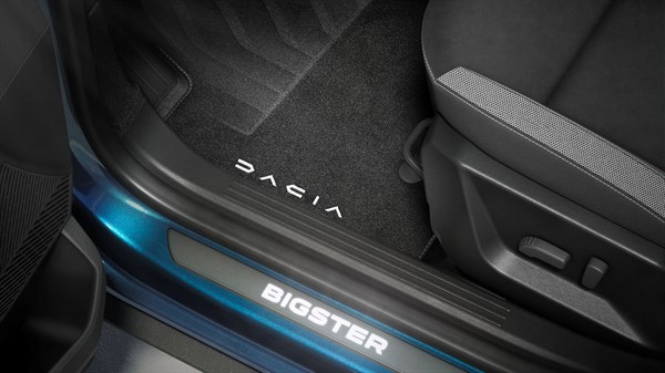 премиум текстилни патосници - додатоци на Dacia Bigster