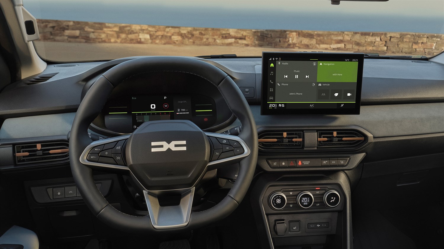 Внатрешноста на Dacia Sandero Stepway, каде што се прикажани управувачот, дигиталната инструмент табла и централниот мултимедијален екран.