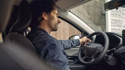 Sandero – адаптивно управување