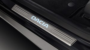 Dacia Sandero Stepway – Прагови на вратите